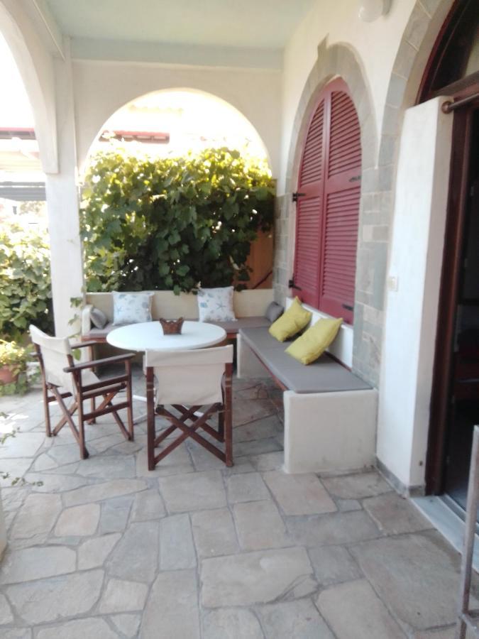 Villa Iris Vrasná Exterior foto